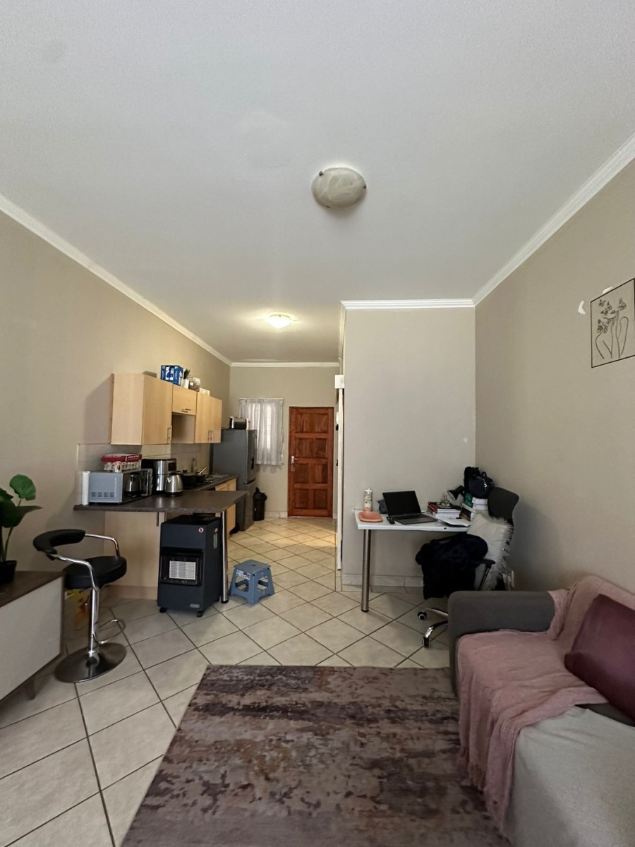 1 Bedroom Property for Sale in Vredenhof Sh Free State